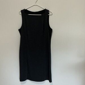 Classic Black Sleeveless Shift Dress